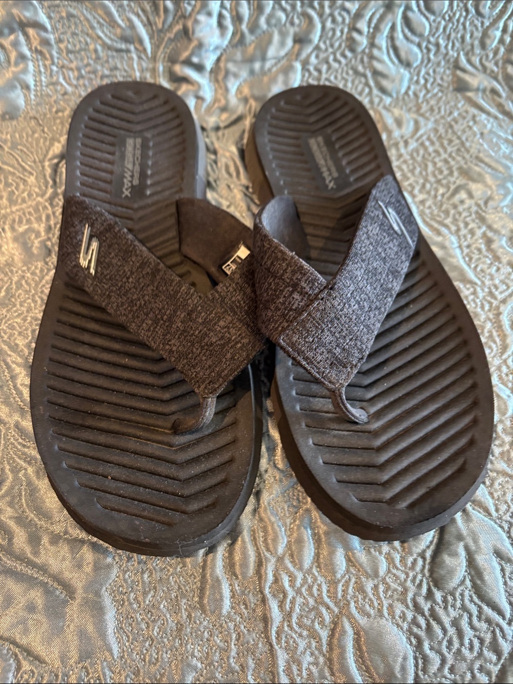 Skechers Black and Gray Comfort Foam Flip-Flops